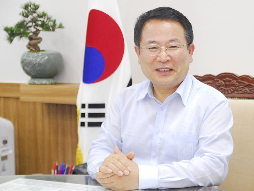 정헌율 시장.JPG