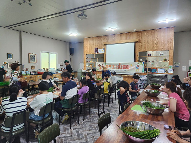 1_전국이 주목하는_익산형 농촌유학_도시 가족 정착.jpg