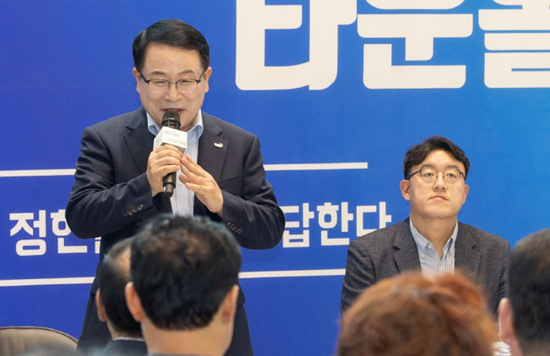 시장이 직접 답했다_익산시_속 시원한 타운홀미팅 1.jpg